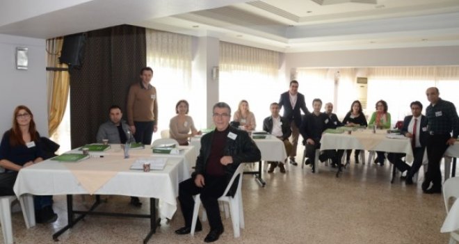 Okul müdürlerine Eğitim Yöneticisi Geliştirme programı