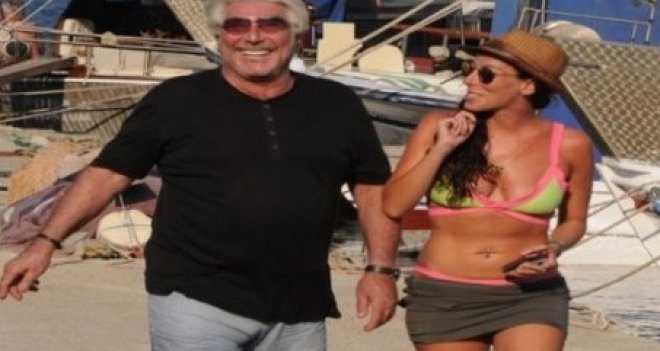 Özyağcılar 18 yıl sonra tiyatroya dönüyor