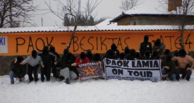 PAOK taraftarlarından olay pankart açıklaması