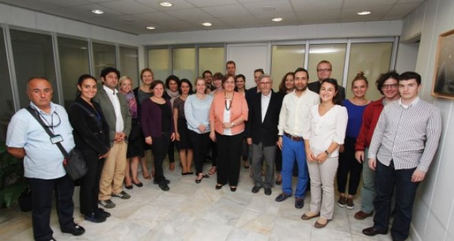 Pekdaş, Alman gençlere İzmir'i anlattı