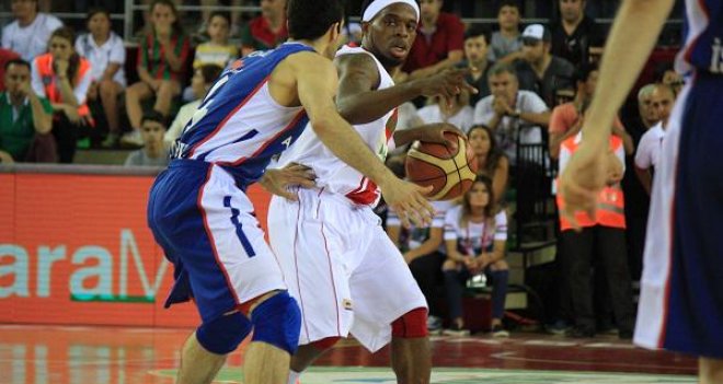 Pınar Karşıyaka N'EFES kesti!..