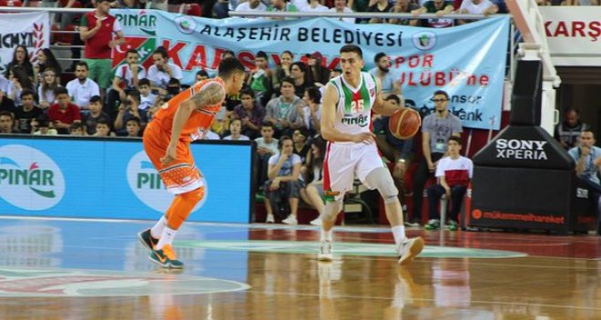 Pınar Karşıyaka ateşle oynuyor