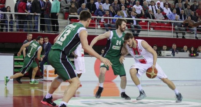 Pınar Karşıyaka, Darüşşafaka'ya kaybetti