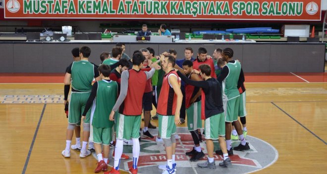 Pınar Karşıyaka, Fenerbahçe Doğuş karşısında