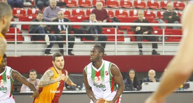 Pınar Karşıyaka, Galatasaray'ı devirdi