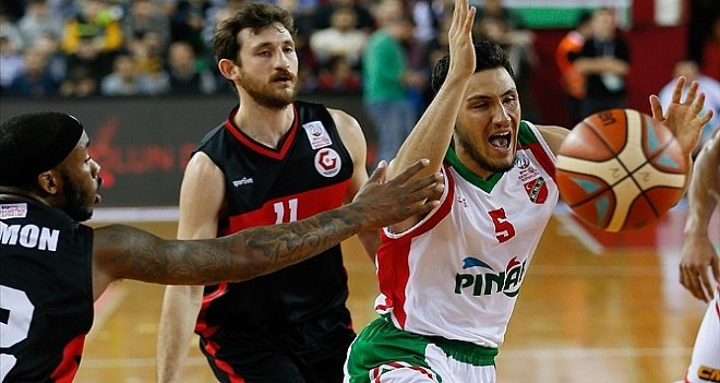 Pınar Karşıyaka Gaziantep’e teslim oldu…