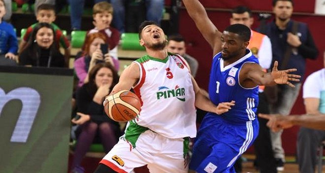 Pınar Karşıyaka güle oynaya...