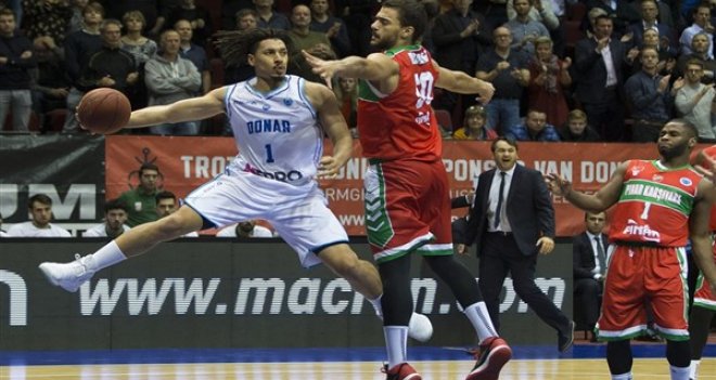 Pınar Karşıyaka liderliği yakalayamadı...