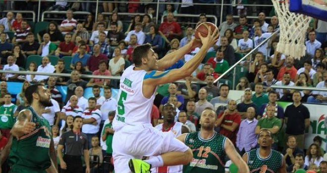 Pınar Karşıyaka lige Banvit galibiyetiyle başladı