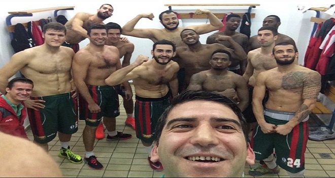 Pınar Karşıyaka PAOK galibiyetiyle morallerini düzeltti...