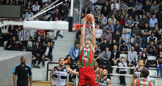 Pınar Karşıyaka Şampiyonlar Ligi'nde çeyrek finalde