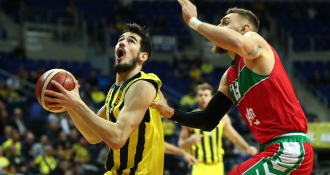 Pınar Karşıyaka sonunu getiremedi...