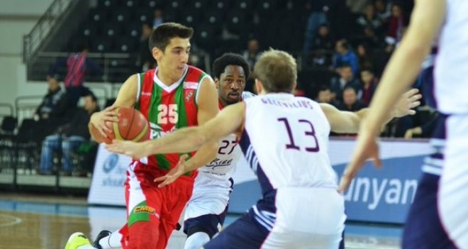 Pınar Karşıyaka, TED Kolejliler'e kaybetti