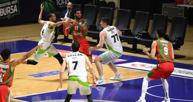 Pınar Karşıyaka, Tofaş'a farklı kaybetti