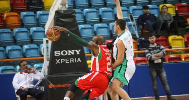 Pınar Karşıyaka, Torku Konyaspor'a uzatmada kaybetti