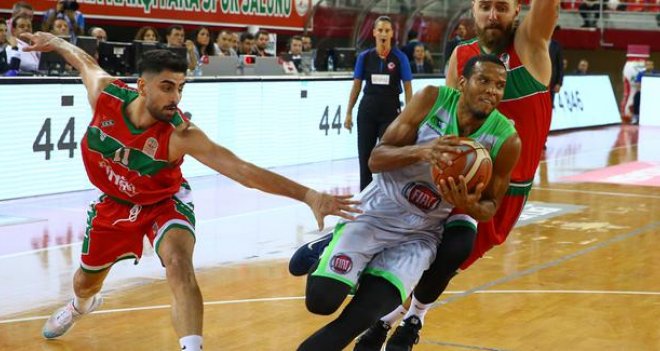 Pınar Karşıyaka'da kaptan kadro dışı...