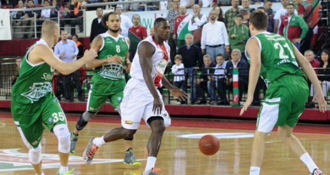 Pınar Karşıyaka'da Polonya'da galibiyet arıyor