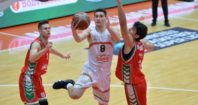 Pınar Karşıyaka'nın gençleri Banvit'e kaybetti