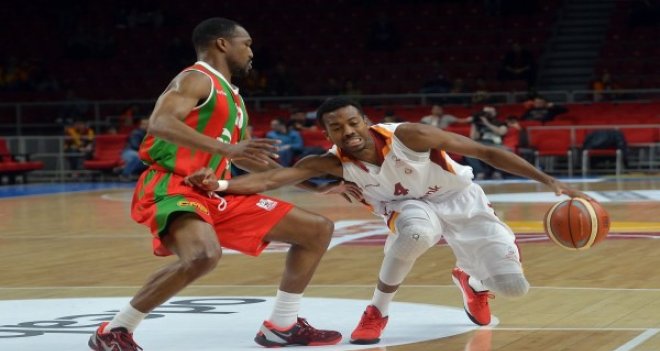 Pınar Karşıyaka'nın gücü yetmedi