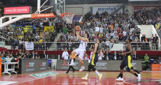 Pınar Karşıyaka'ya 73.437,50 TL para cezası...