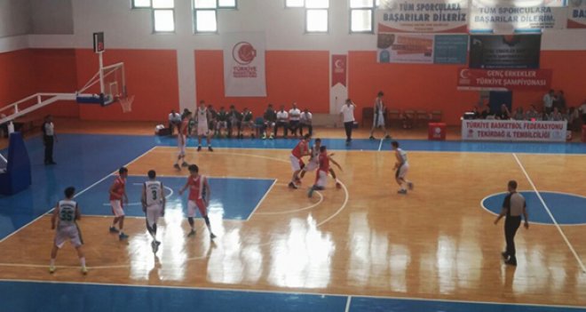 Pınar KSK'den Banvit'e 48 fark