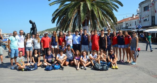 Plaj Voleybolu Milli Takımı Foça'da