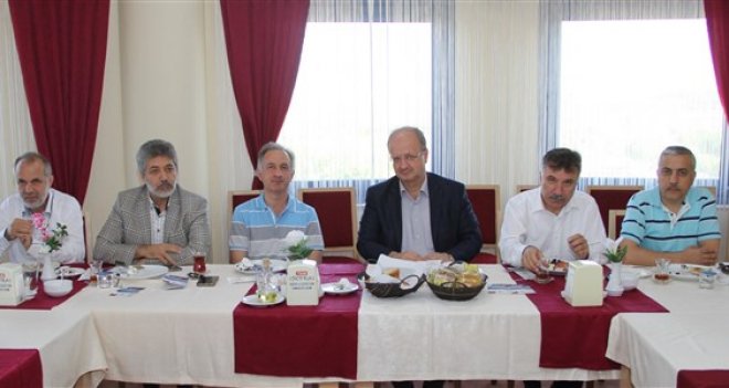 Rektör Akhan: ''İKÇÜ'de tek bir FETÖ'cü kalmayacak''