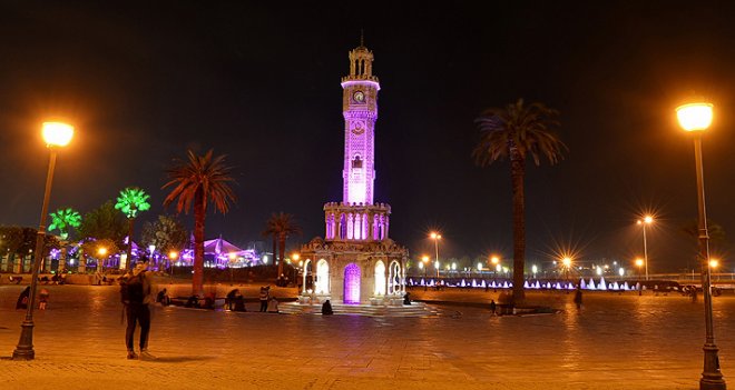 Saat Kulesi Alzheimer için mor oldu