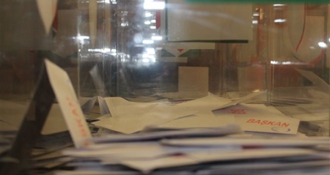 Saatler Kaf Kaf'ın aleyhine işliyor...