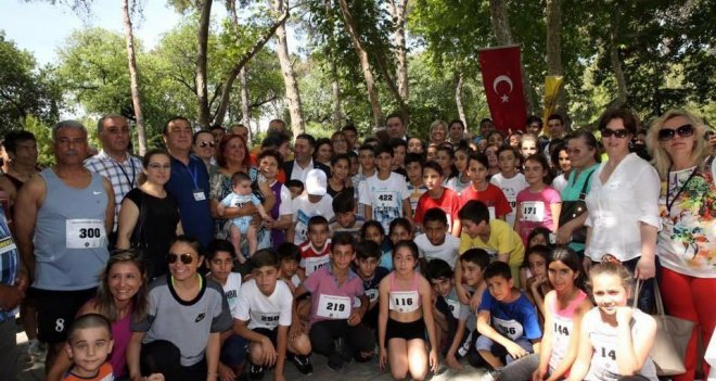 Safter Karabağlı, adına düzenlenen koşuyla anıldı