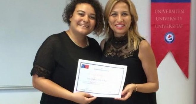 Sağlıklı, doğal doğumlar için doğuma hazırlık eğitimi alınmalı