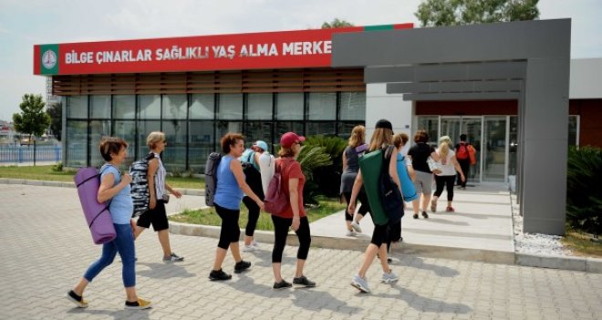 55 Yaş üstünün yeni buluşma noktası: Sağlıklı Yaş Alma Merkezi