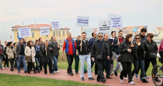 Sağlıklı yaşam için yürüdüler