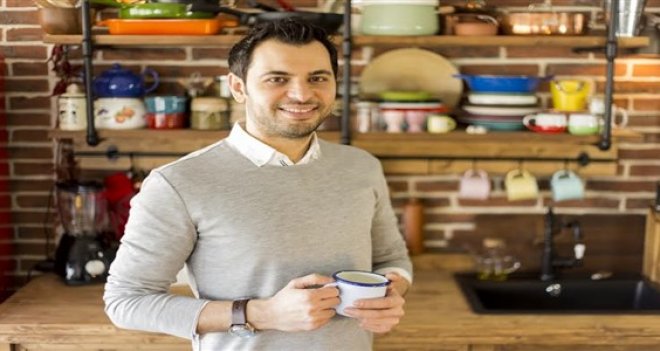 Sağlıklı yemekler diyetisyenin mutfağından çıkıyor