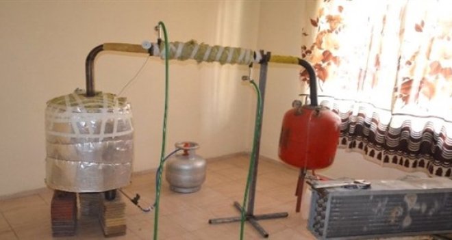 Sahte rakının merkezi Karşıyaka çıktı