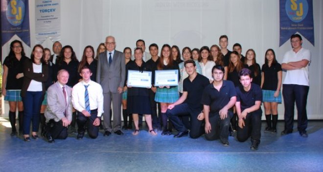 Saint-Josephliler Geri Dönüşümle Bir Orman Yaşatıyor