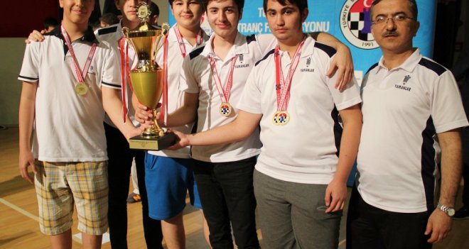 Satrancın Şahı Yamanlar