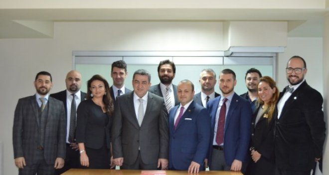 Serter: Kapımız gençlere açık, istifa edenlere kapalı