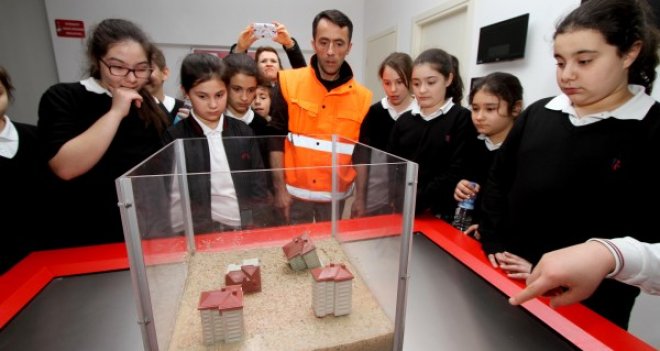 SİMÜLASYON AFET EĞİTİMİNE BÜYÜK İLGİ