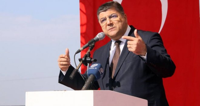 Sındır: “Başbakan akıl tutulması içinde!”