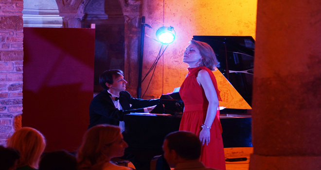 ŞİRİNCE'DE UNUTULMAZ KONSER