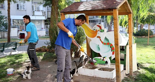 Sokak hayvanları yuvaları elden geçiriliyor
