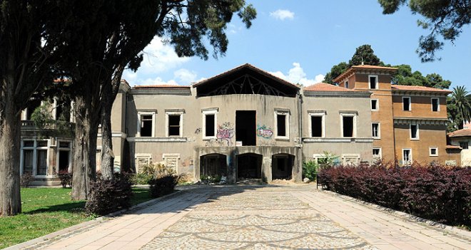 "Tarihi Paterson Köşkü yok olmasın"