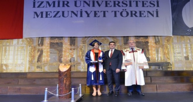 Tek kelime Türkçe bilmeden geldi, birincilikle mezun oldu