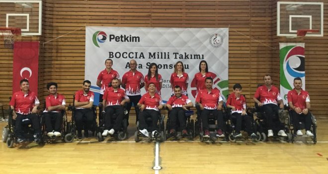 Tekerlekli Sandalye Boccia Milli Takımı Karşıyaka'da kampta