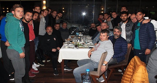 Tolungüç'e veda yemeği...