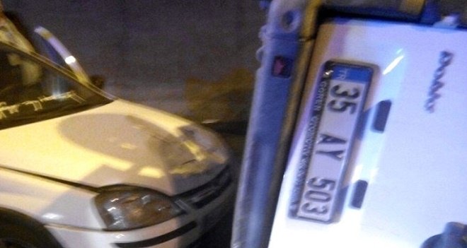 Tünelde akıl almaz kaza; 4 yaralı...