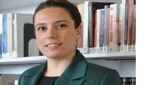 Türk siyasetinin yeni söylem ve barajın düşürüldüğü bir seçime ihtiyacı var