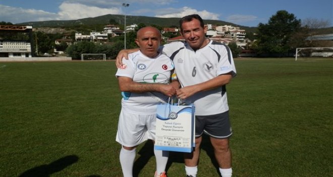 Türk-Yunan dostluğu için sahaya çıktılar