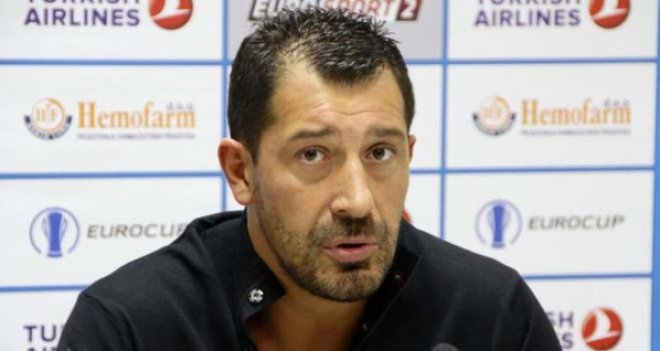 Ufuk Sarıca'dan rakiplerine gözdağı